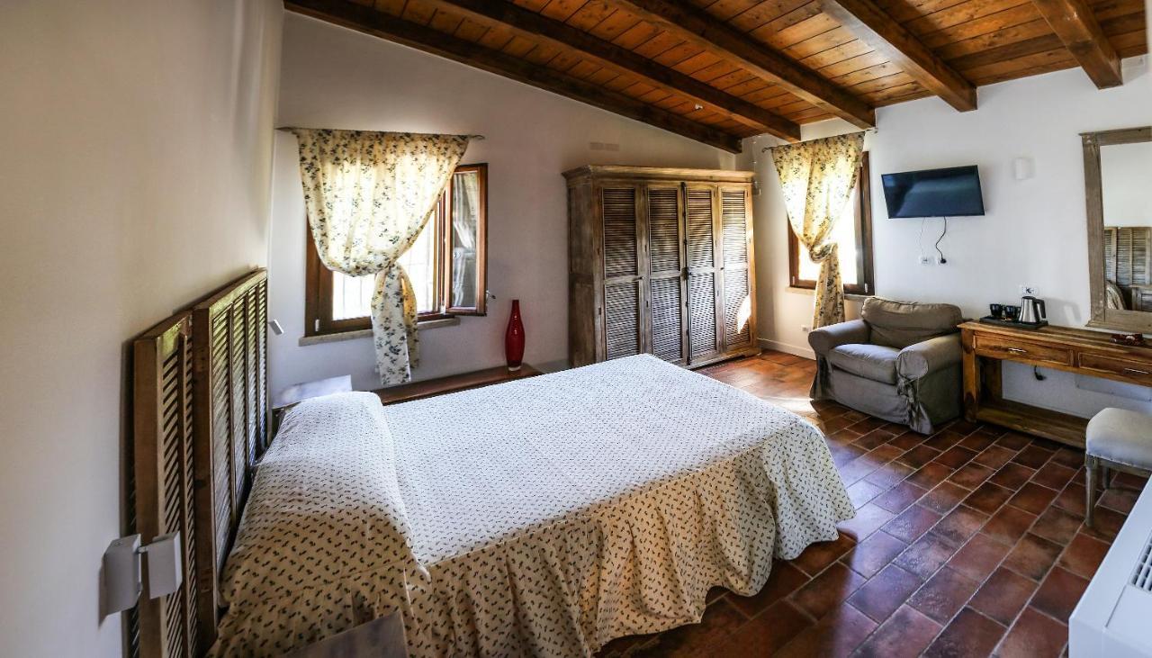 La Puraza Comfort Rooms Римини Экстерьер фото