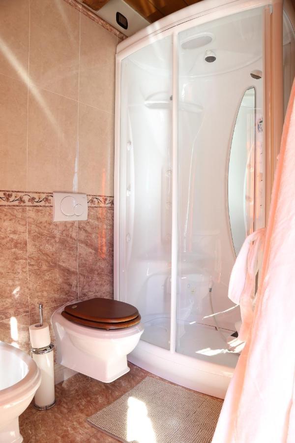 La Puraza Comfort Rooms Римини Экстерьер фото